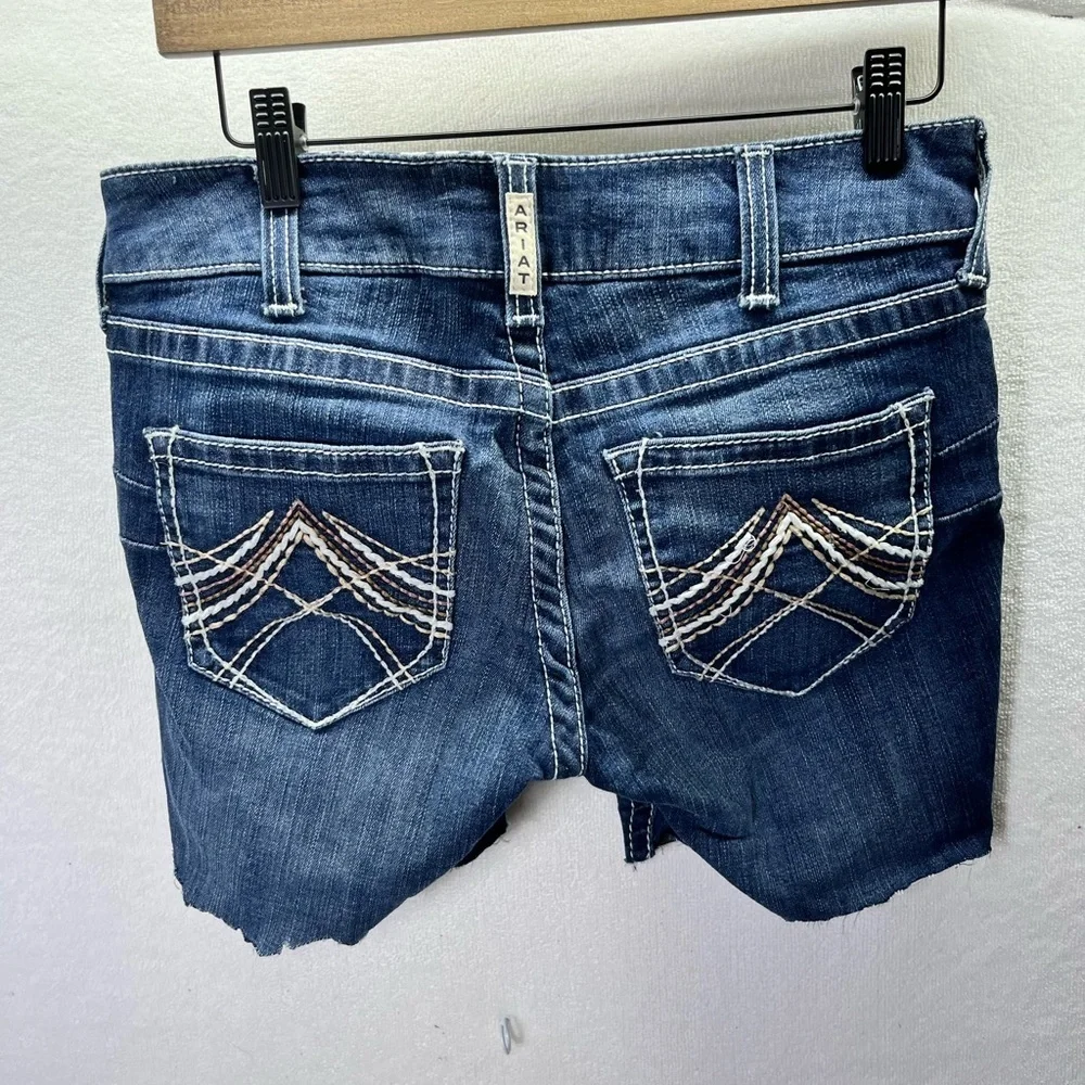 Ariat REAL denim Cut off Denim Jean Shorts Jorts‎ Womens 29 Cute Comfy 2323